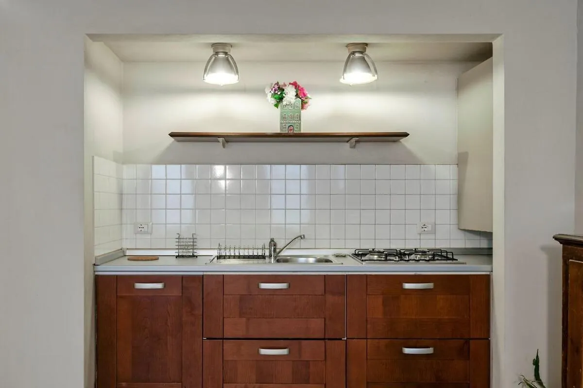Loggia Apartment - Brescia City Center - By Host4U