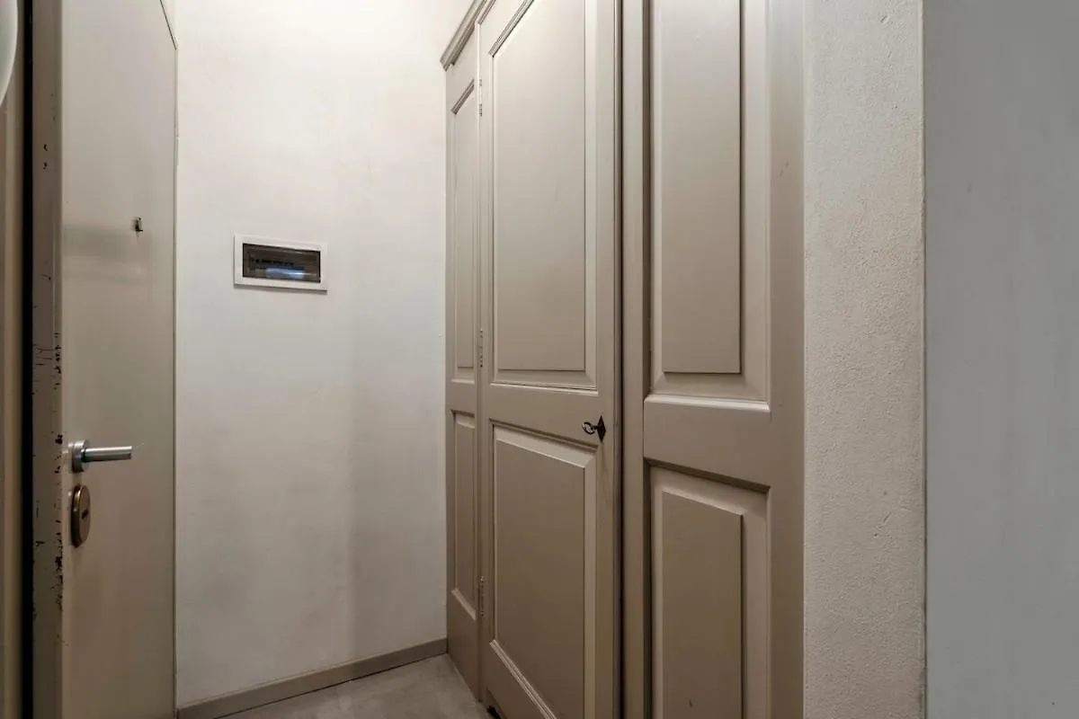 Loggia Apartment - Brescia City Center - By Host4U